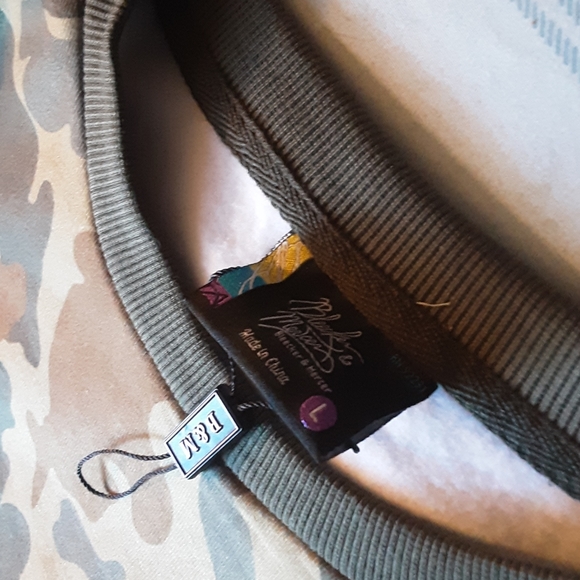 Brand New Camo Long Sleeve - Picture 3 of 4